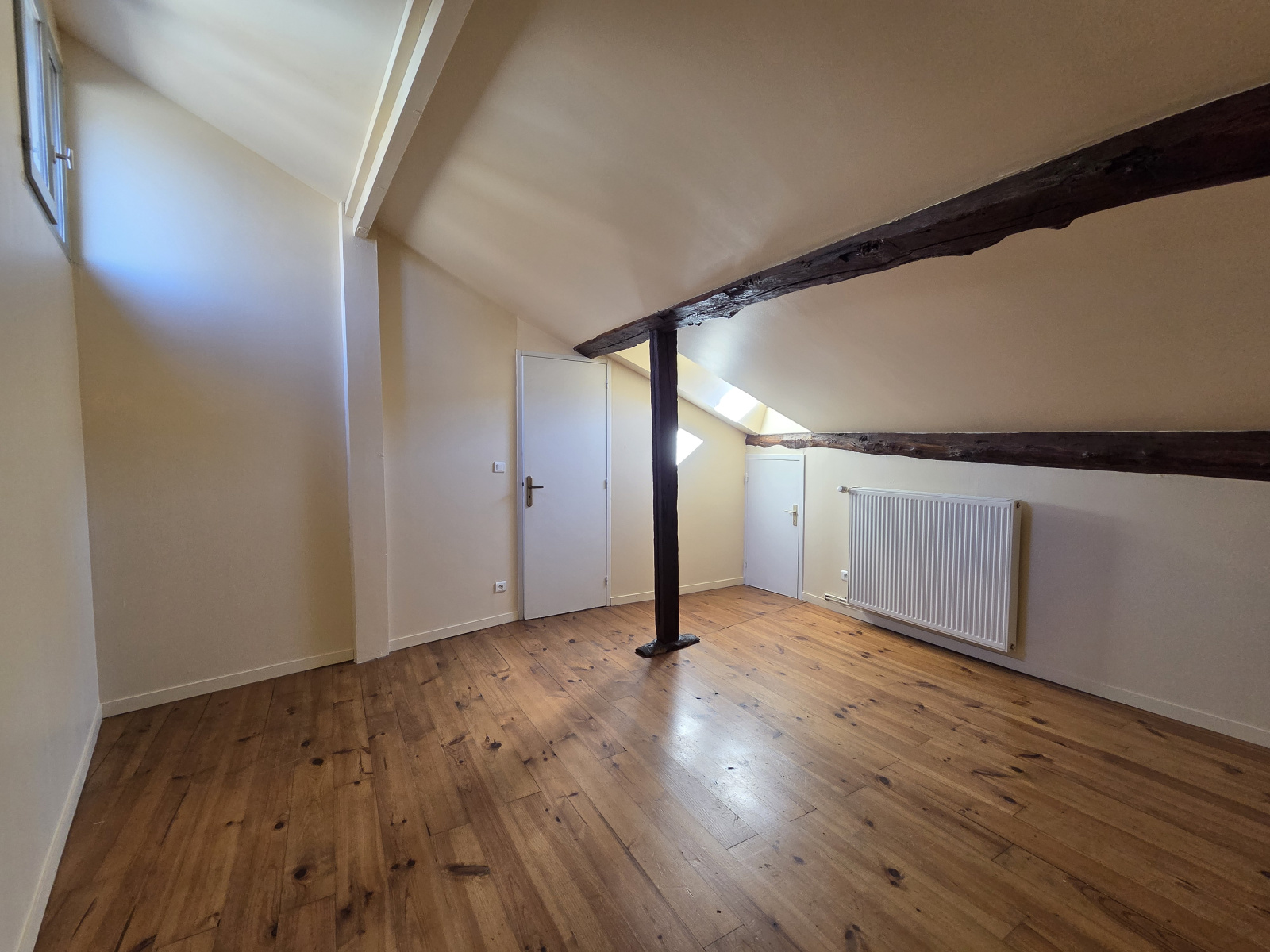 Image_, Immeuble, Saint-Léonard-de-Noblat, ref :673