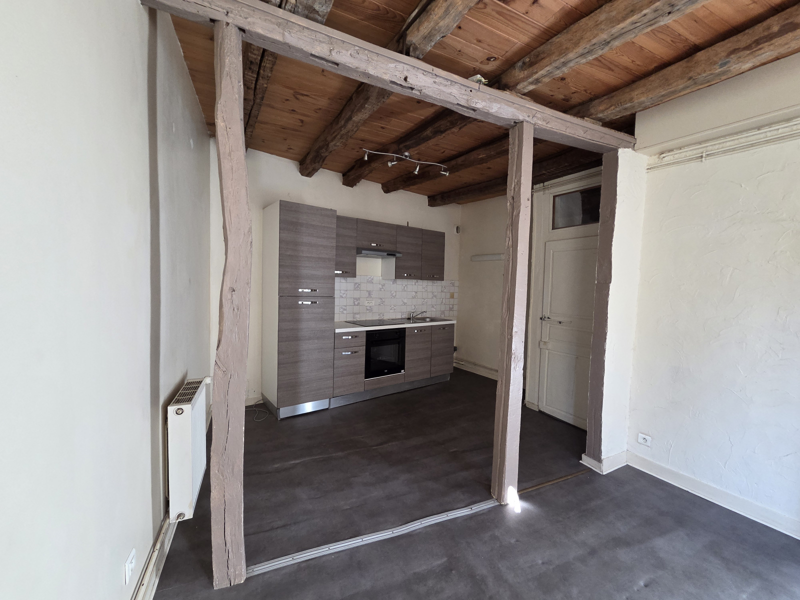 Image_, Immeuble, Saint-Léonard-de-Noblat, ref :673